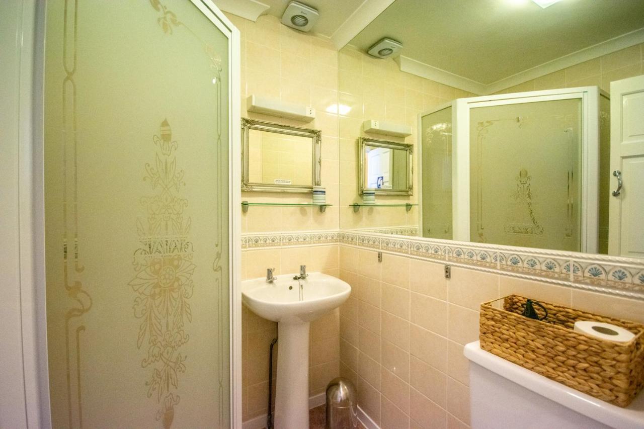Summerlands Guest House 토키 외부 사진