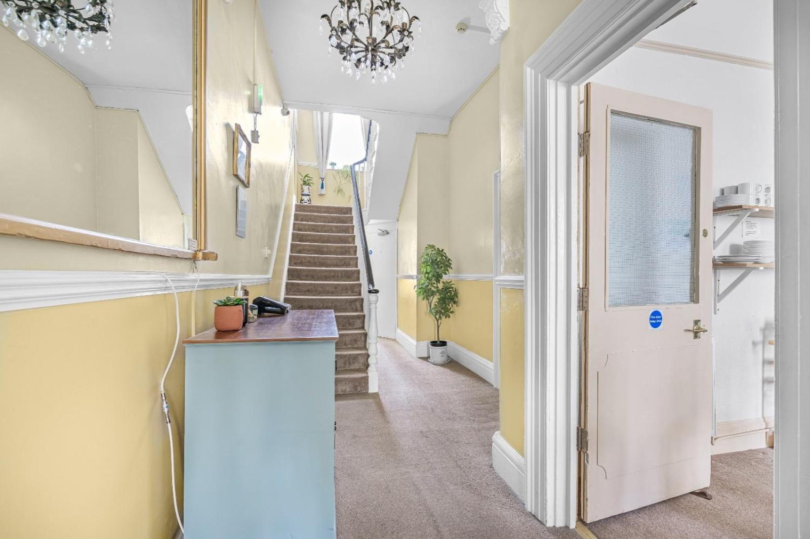 Summerlands Guest House 토키 외부 사진